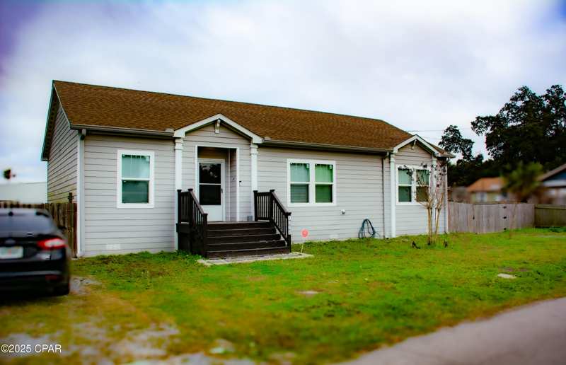 3 bedroom ManufacturedHome at 1224 Grace Avenue, Bry-Co Park, Panama City — photo 1