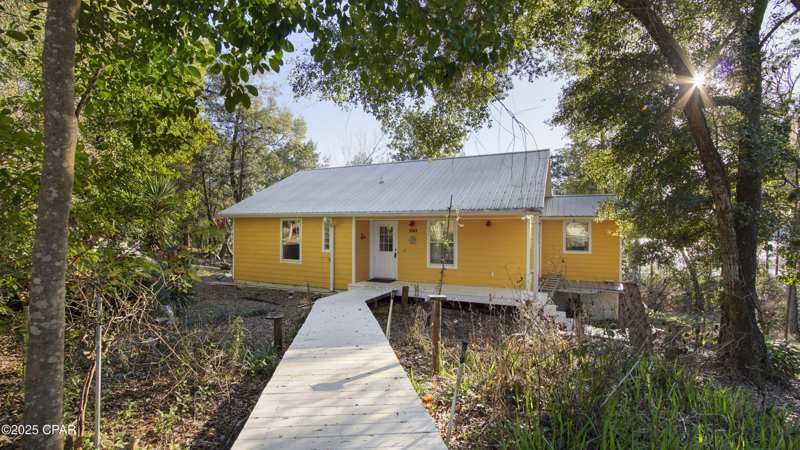 4 bedroom SingleFamilyResidence at 3243 Quail Ridge Drive, Leisure Lakes 1st Add, Chipley — photo 1