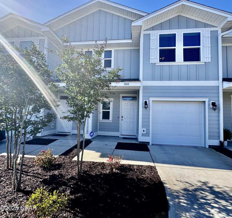 3 bedroom Attached at 1666 Caleigh Court, Landin's Landing, Lynn Haven — photo 1