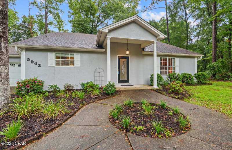 2 bedroom SingleFamilyResidence at 2942 Paradise Lakes Road, Paradise Lakes, Chipley — photo 1