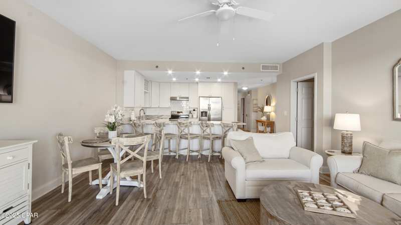 3 bedroom Condominium at 9902 S Thomas Drive 234, Laketown Wharf, Panama City — photo 1