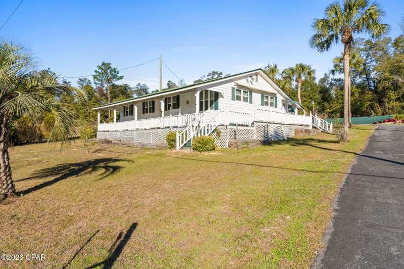 3 bedroom SingleFamilyResidence at 2686 Mona Lane, Holiday Estates, Alford — photo 1