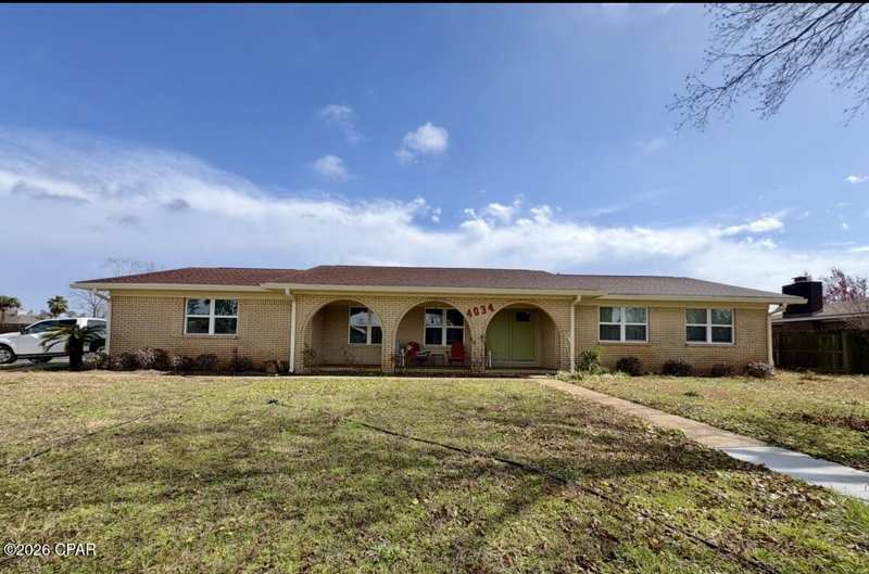3 bedroom SingleFamilyResidence at 4034 Napoli Road, Venetian Villa, Panama City — photo 1