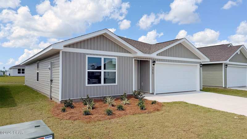 4 bedroom SingleFamilyResidence at 7069 William Pitsenbarger Road, Liberty, Panama City — photo 1