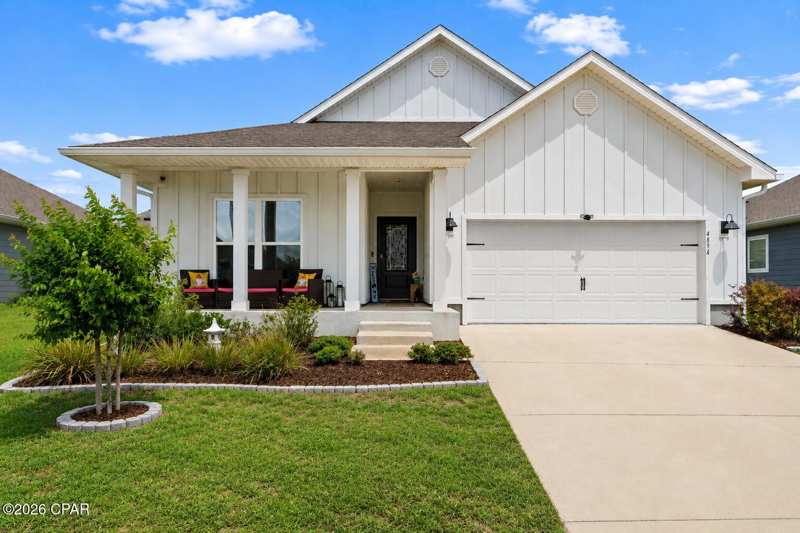 4 bedroom SingleFamilyResidence at 4894 Sweetspire Drive, Titus Park, Panama City — photo 1