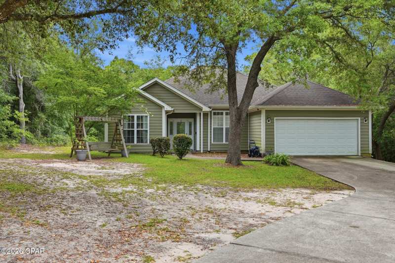4 bedroom SingleFamilyResidence at 3995 Quail Avenue, Sunny Hills, Chipley — photo 1