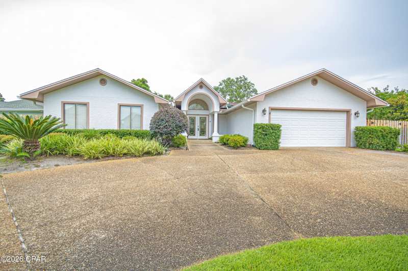 4 bedroom SingleFamilyResidence at 390 Wahoo Road, Bay Point Unit 1, Panama City — photo 1