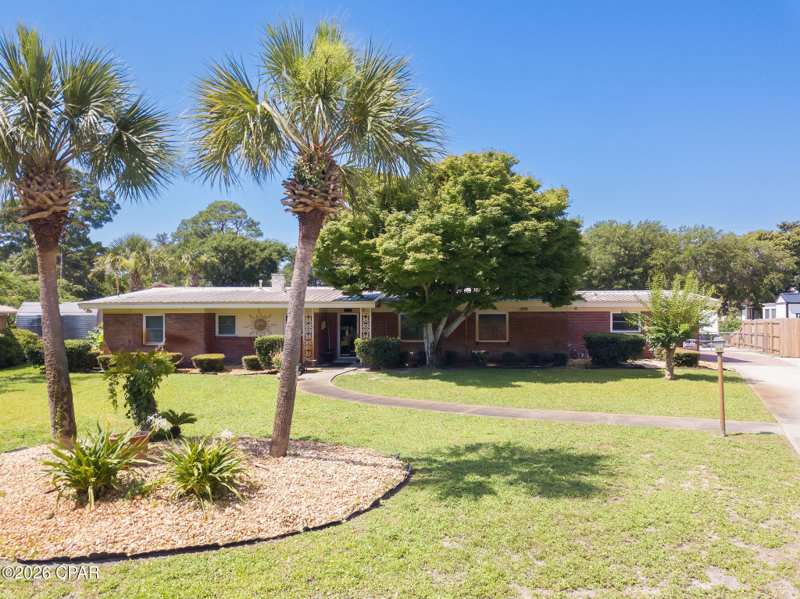 3 bedroom SingleFamilyResidence at 405 Bay Shore Drive, Woodlawn Unit 2, Panama City Beach — photo 1