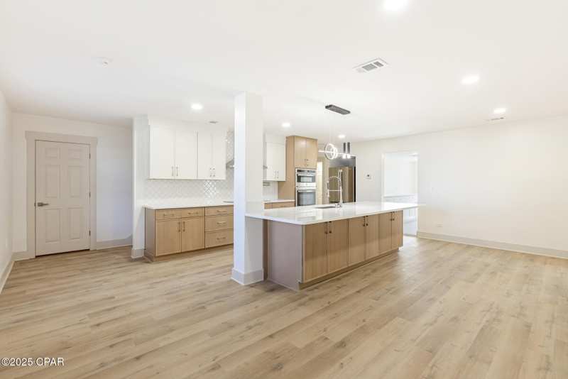 6 bedroom SingleFamilyResidence at 125 Cobb Road, Suntime Beach U-1, Panama City Beach — photo 1