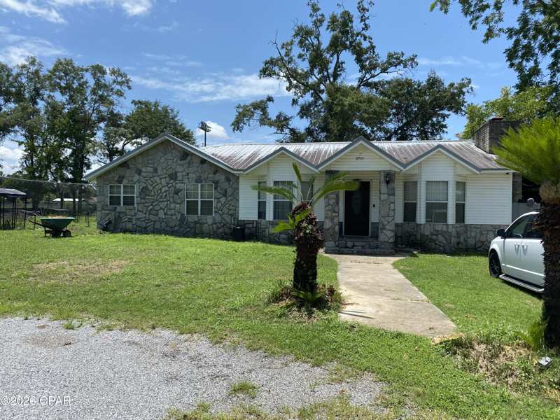 3 bedroom SingleFamilyResidence at 2733 Levy Street, Cottondale, Cottondale — photo 1
