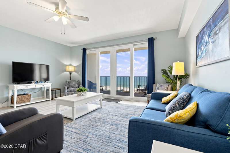 1 bedroom Condominium at 9860 S Thomas Drive 1002, Laketown Wharf, Panama City — photo 1
