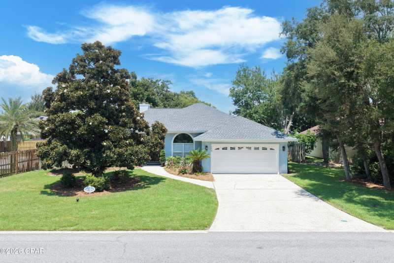 3 bedroom SingleFamilyResidence at 188 Marlin Circle, Bay Point Unit 1, Panama City — photo 1