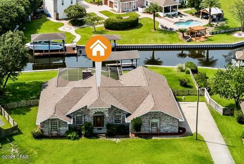 3 bedroom SingleFamilyResidence at 116 Queens Circle, Kings Point 1st Add, Panama City — photo 1