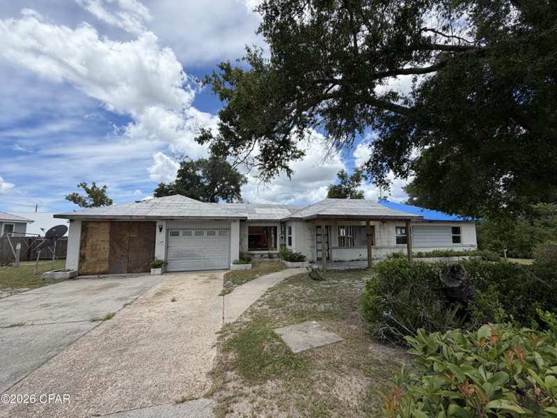 3 bedroom SingleFamilyResidence at 1109 Cypress Avenue, Rosenwald Heights, Panama City — photo 1