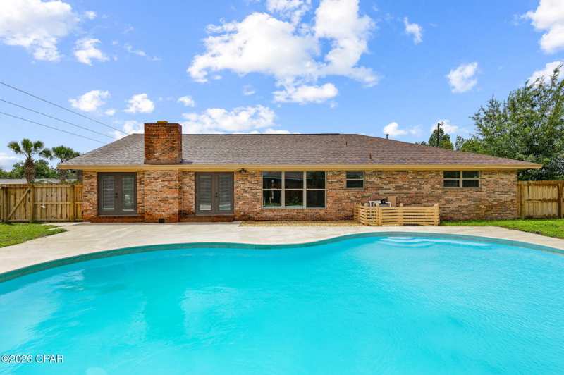 6 bedroom SingleFamilyResidence at 760 Rosemont Drive, Huntingdon Estates U-2, Panama City — photo 1