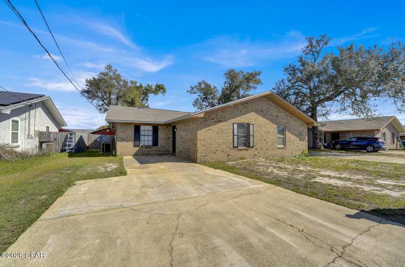3 bedroom Attached at 5119 Marla Drive, Parker, Panama City — photo 1