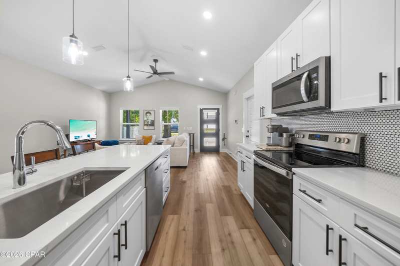 3 bedroom SingleFamilyResidence at 1009 Cone Avenue, Segler, Panama City — photo 1
