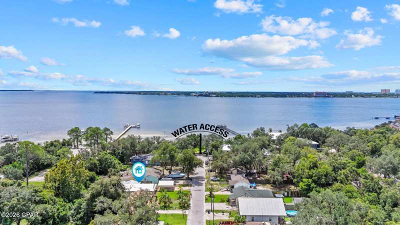 3 bedroom SingleFamilyResidence at 1718 Palmetto Avenue, Bayview Heights, Panama City — photo 1