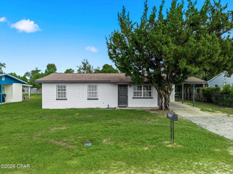 3 bedroom SingleFamilyResidence at 1136 Transmitter Road, Chapel Estates, Panama City — photo 1