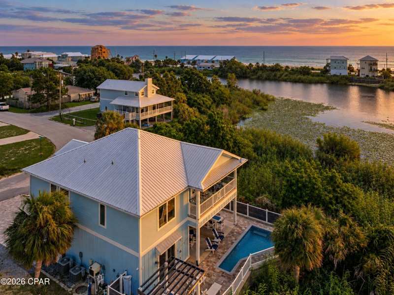 5 bedroom SingleFamilyResidence at 203 George C Wallace Boulevard, Laguna Beach 8th Add, Panama City Beach — photo 1