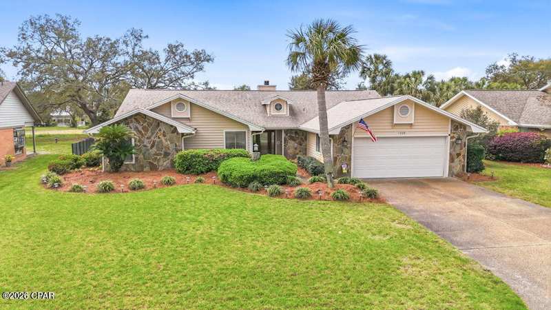 3 bedroom SingleFamilyResidence at 1009 Barracuda Drive, Bay Point Golf Cove Estates, Panama City Beach — photo 1