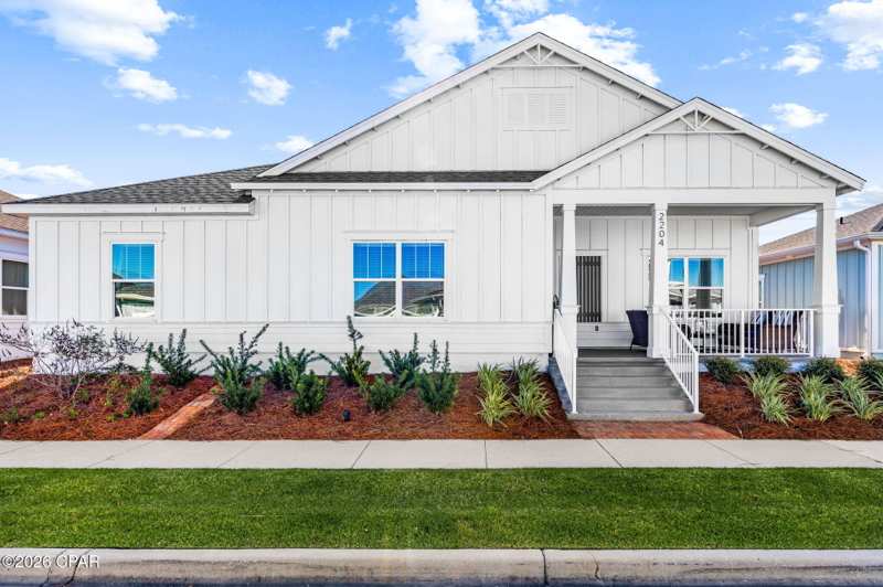 3 bedroom SingleFamilyResidence at 2204 Warbler Street, Sweetbay, Panama City — photo 1