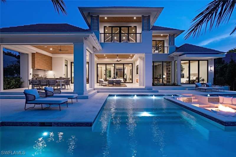 5 bedroom SingleFamilyResidence at 2999 Rum Row, Port Royal, Naples — photo 1