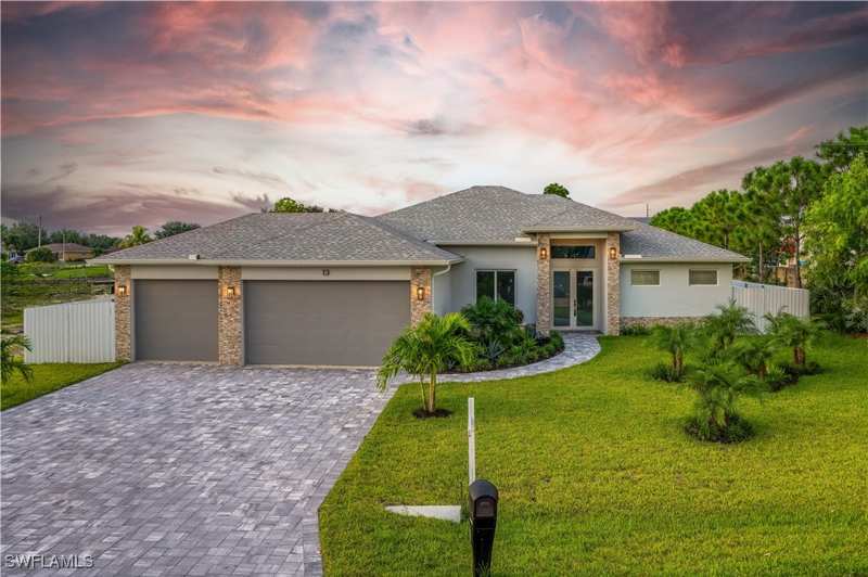 4 bedroom SingleFamilyResidence at 13 SW 21st St, Cape Coral, Cape Coral — photo 1