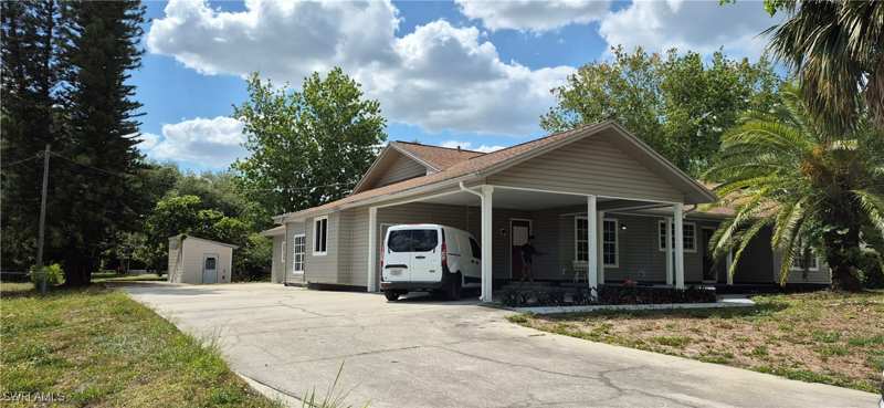 3 bedroom SingleFamilyResidence at 315 Cleveland Ave, Lehigh Acres, Lehigh Acres — photo 1