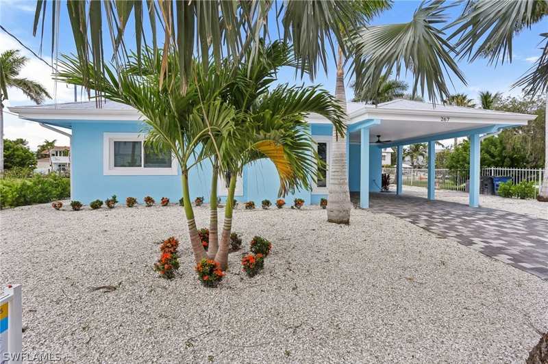 3 bedroom SingleFamilyResidence at 267 Flamingo St, Flamingo Park, Fort Myers Beach — photo 1
