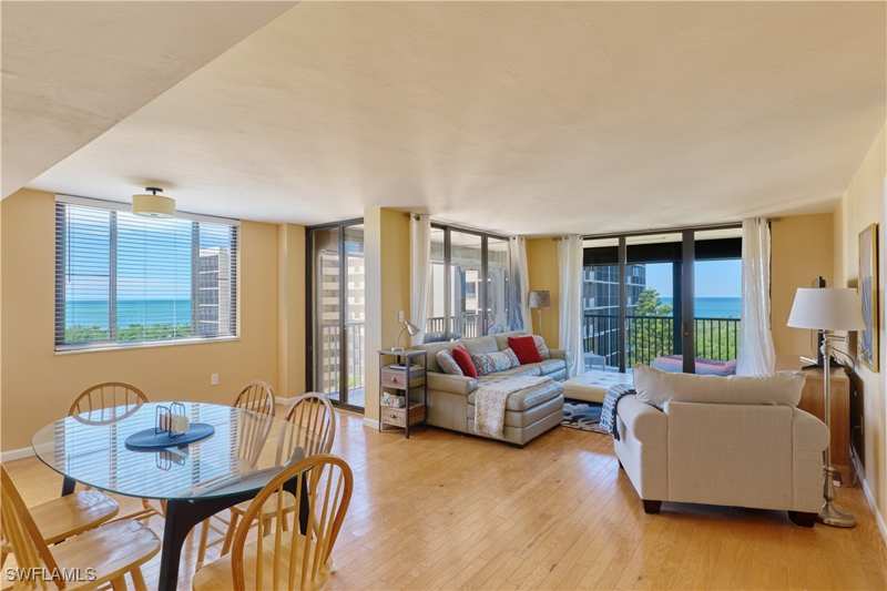 2 bedroom Condominium at 17 Bluebill Ave 901, Vanderbilt Surf Colony, Naples — photo 1