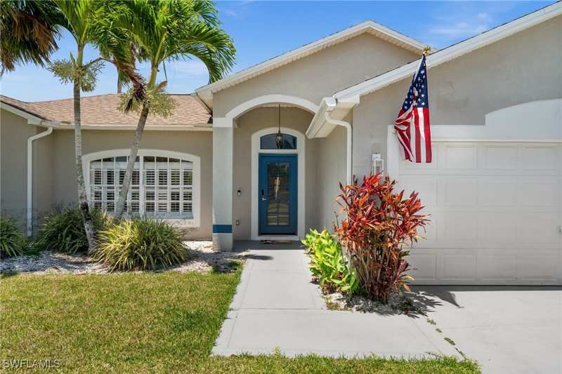 3 bedroom SingleFamilyResidence at 2017 Cape Coral Pkwy W, Cape Coral, Cape Coral — photo 1