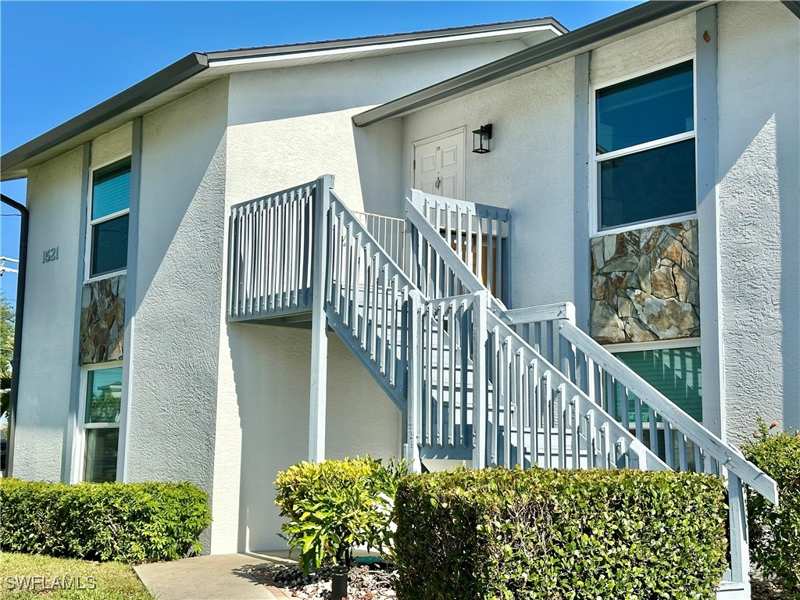 2 bedroom Condominium at 1521 SW 47th Ter 201, Southern Palms, Cape Coral — photo 1