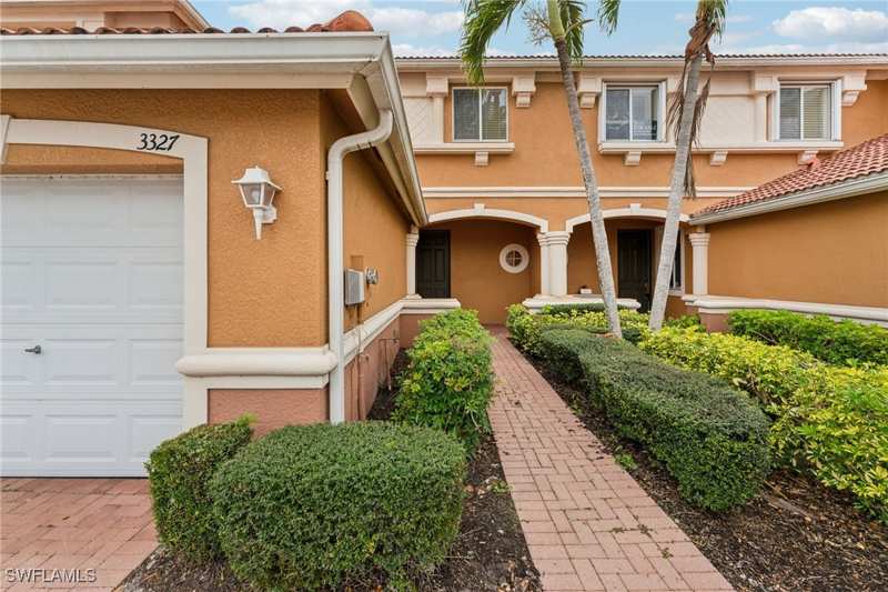 3 bedroom Townhouse at 3327 Dandolo Cir, Bella Vida, Cape Coral — photo 1