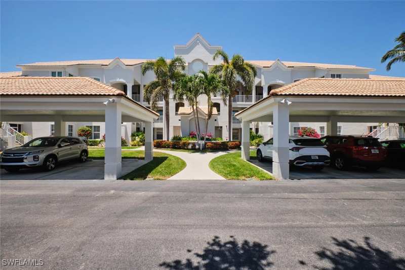 3 bedroom Condominium at 16410 Millstone Cir 102, Waterford, Fort Myers — photo 1