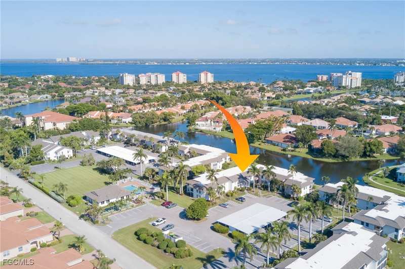 2 bedroom Condominium at 5445 Peppertree Dr 9, Cardinal Cove, Fort Myers — photo 1