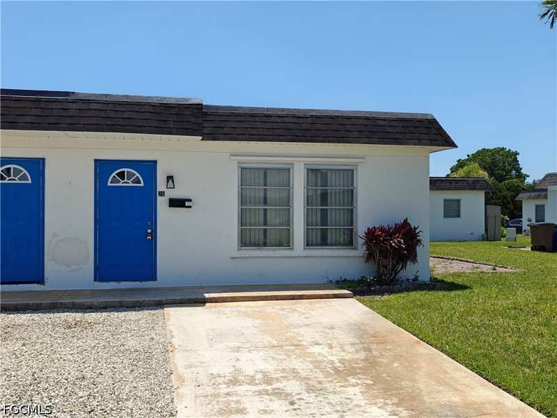 2 bedroom Attached at 26 Temple Ct, Orange Grove Park, Lehigh Acres — photo 1