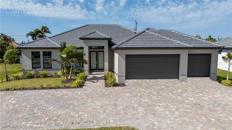 3 bedroom SingleFamilyResidence at 3410 Ceitus Pkwy, Cape Coral, Cape Coral — photo 1