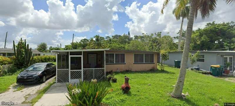 2 bedroom SingleFamilyResidence at 3329 Guilford Ct, Guilford Acres, Naples — photo 1