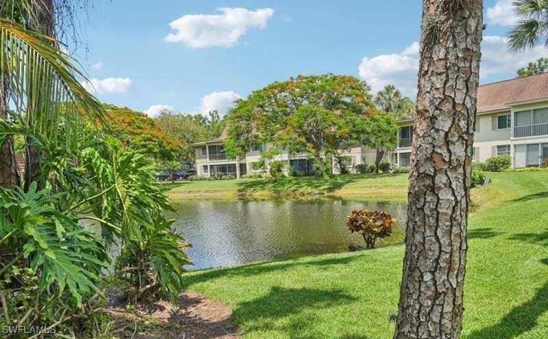 1 bedroom Condominium at 15 Bob O Link Ct 15B, Naples Bath And Tennis Club, Naples — photo 1