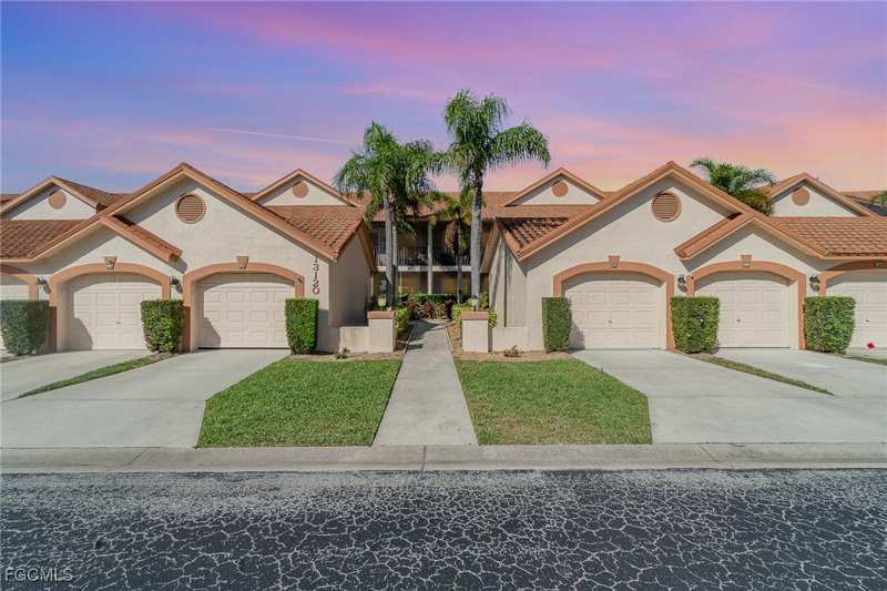 2 bedroom Condominium at 13120 Cross Creek Blvd 208, Verandas Village, Fort Myers — photo 1