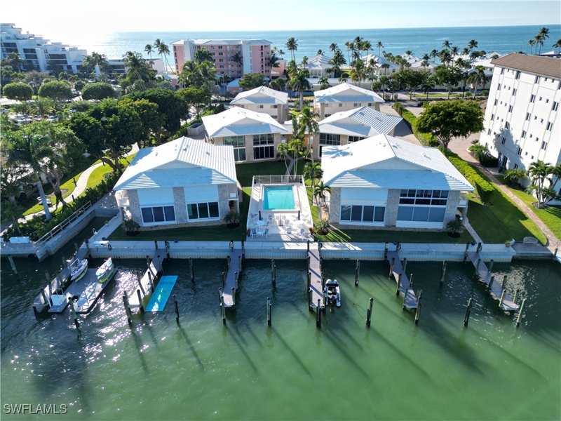 2 bedroom Condominium at 2500 Gulf Shore Blvd N N4, Yacht Harbor Manor, Naples — photo 1