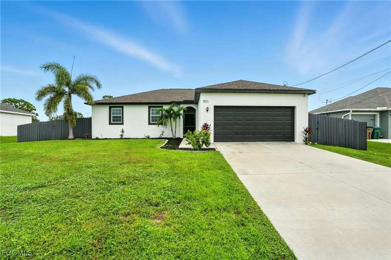 4 bedroom SingleFamilyResidence at 1823 NW 10th St, Cape Coral, Cape Coral — photo 1