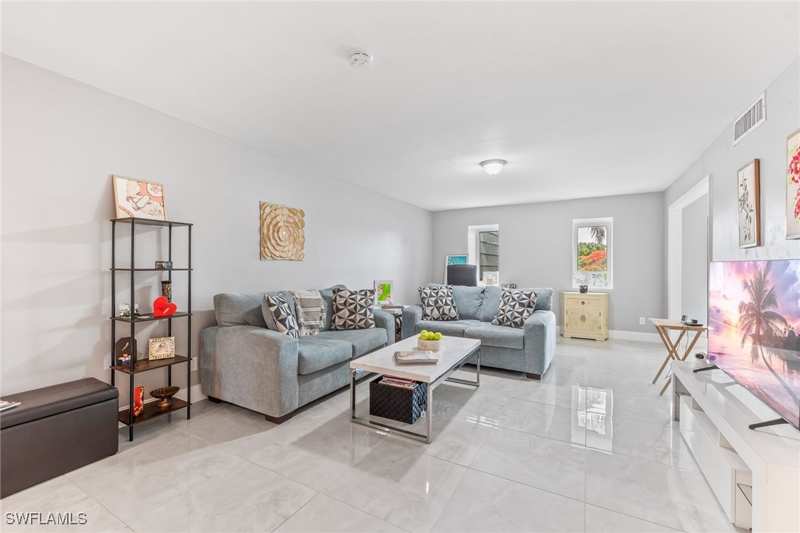 2 bedroom Condominium at 1724 Bald Eagle Dr 512C, Naples Bath And Tennis Club, Naples — photo 1