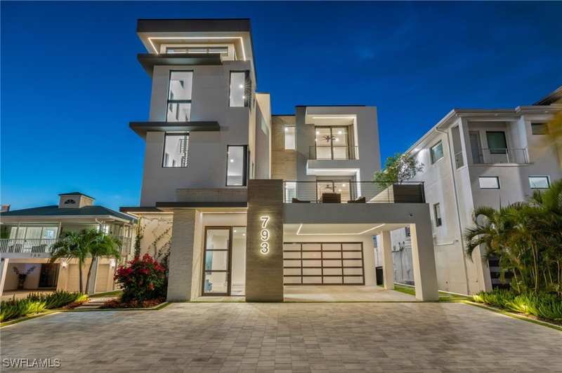 6 bedroom SingleFamilyResidence at 793 San Carlos Dr, San Carlos On The Gulf, Fort Myers Beach — photo 1