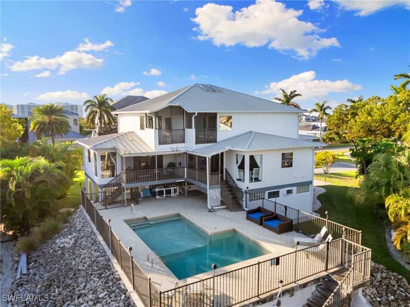 5 bedroom Duplex at 821 Palm St, Marco Island, Marco Island — photo 1
