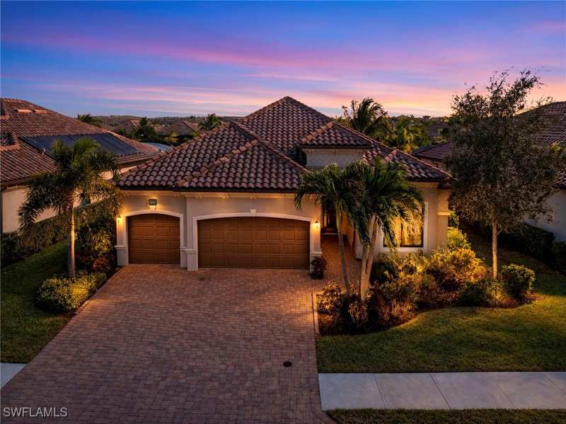 4 bedroom SingleFamilyResidence at 28095 Kerry Ct, Bonita National Golf And Country Club, Bonita Springs — photo 1