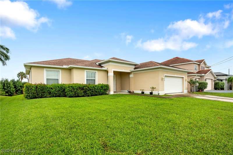 4 bedroom SingleFamilyResidence at 1629 SW 2nd Ter, Cape Coral, Cape Coral — photo 1