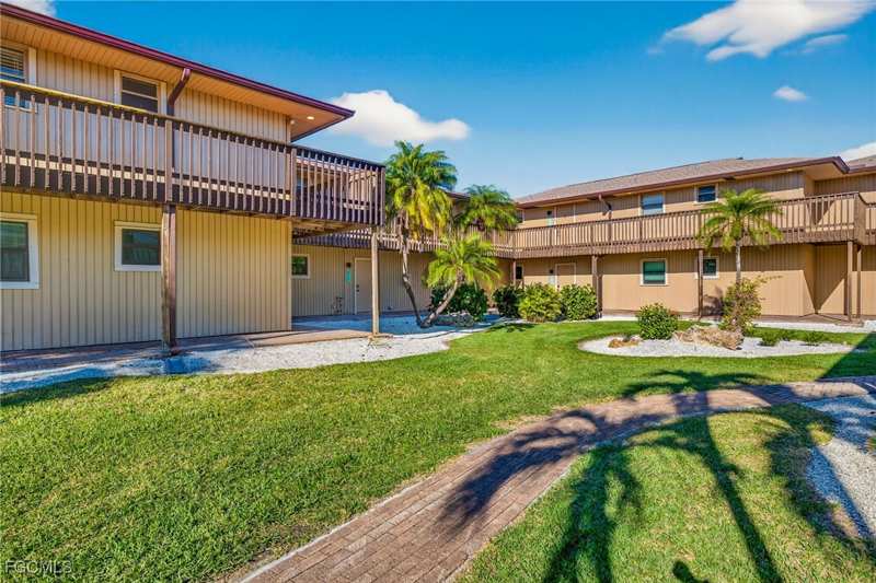 2 bedroom Condominium at 5117 Sea Bell Rd D-202, Blind Pass Condo, Sanibel — photo 1
