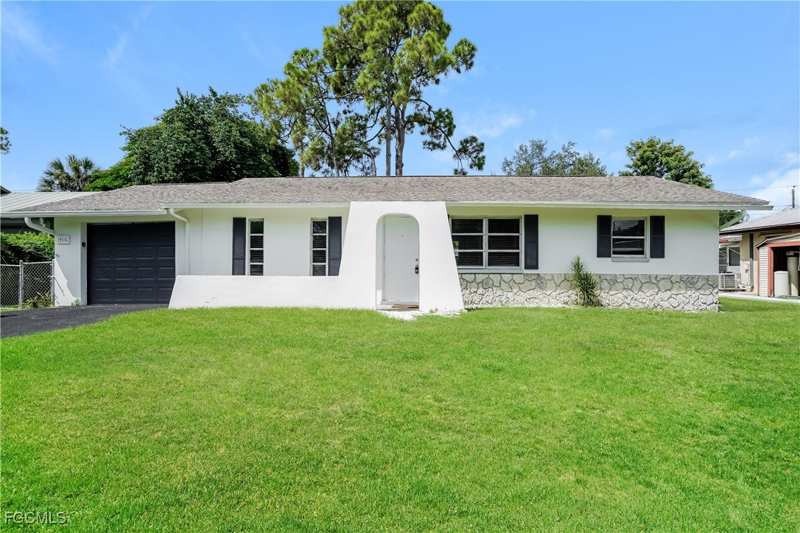 3 bedroom SingleFamilyResidence at 19116 Coconut Rd, San Carlos Park, Fort Myers — photo 1